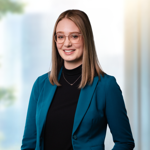 Devon Keys Headshot